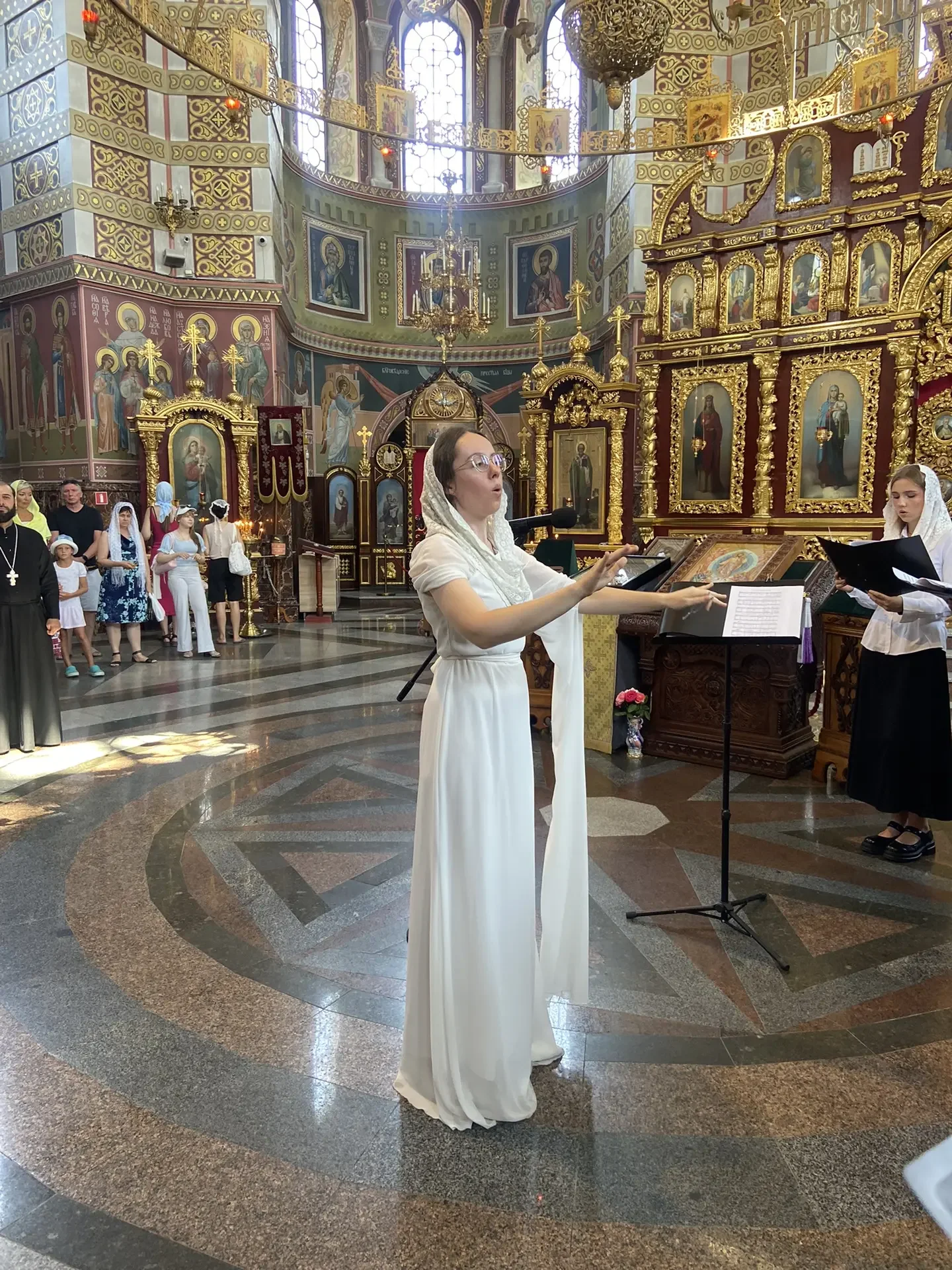 🎶 Событие, тронувшее сердца: отчетный концерт хора «СловоСловий»