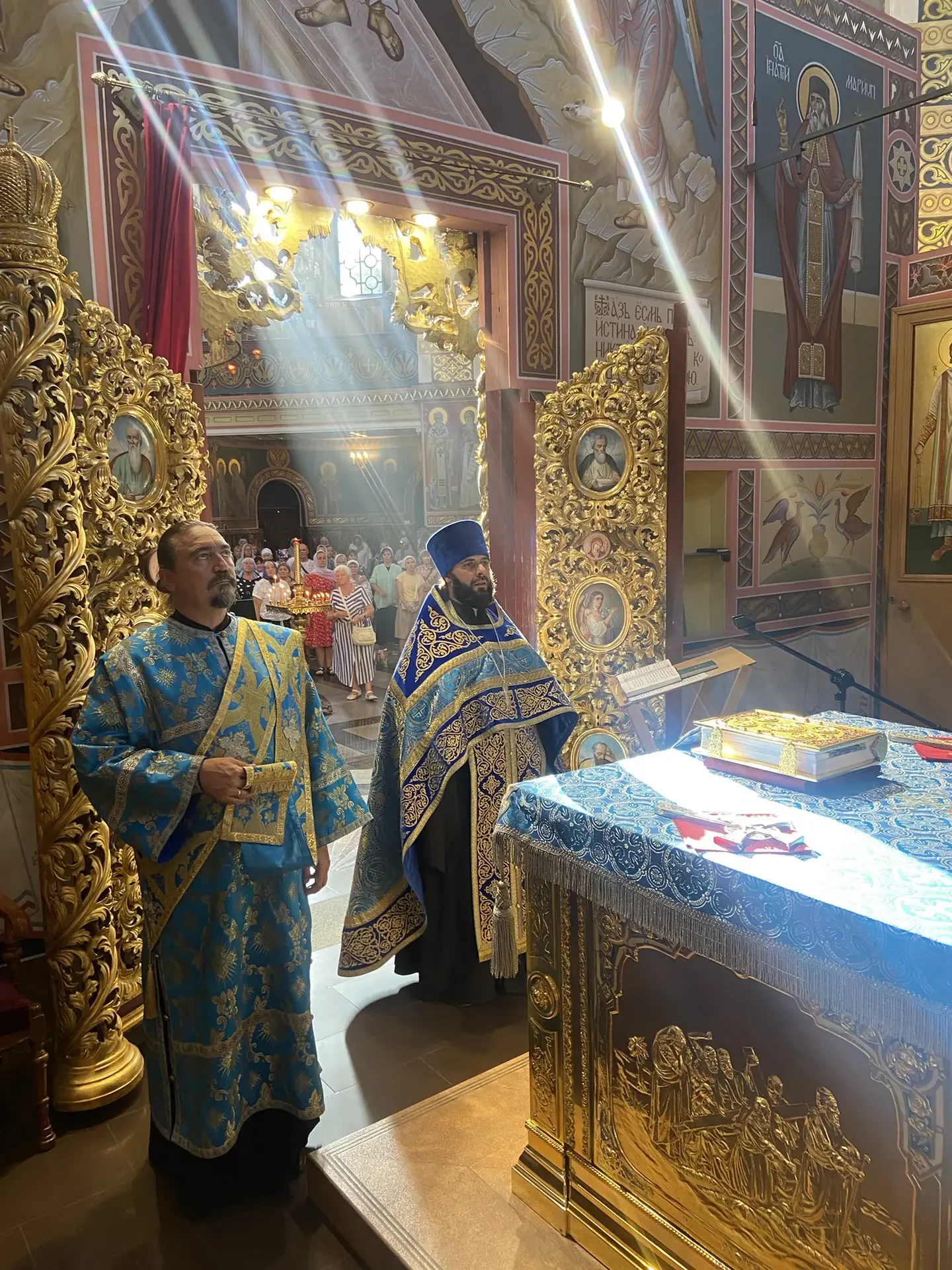 🕊 Особое Всенощное бдение с Чином погребения Плащаницы Божией Матери