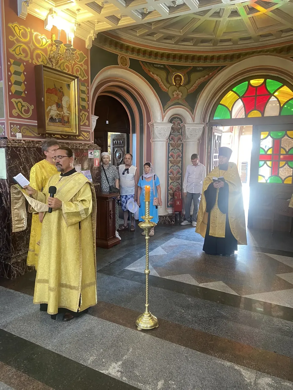 16 августа: Воскресные богослужения в Свято-Николаевском соборе